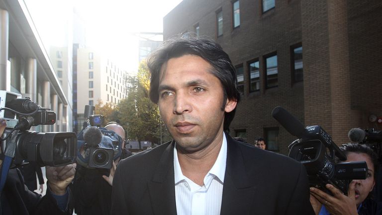 Pakistan fast bowler Mohammad Asif leaves Southwark Crown Court, London