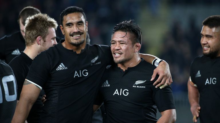 Keven Mealamu (R) and Jerome Kaino of New Zealand