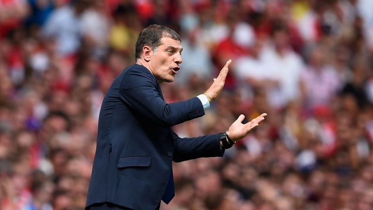 Slaven Bilic manager of West Ham United gives instructions during the Barclays Premier League match between Arsenal and West 