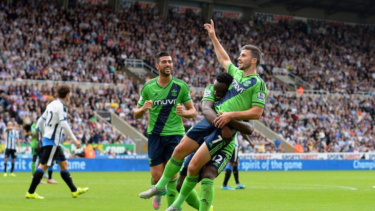 Southampton's Shane Long makes it 2-2 after coming on as a 65th-minute substitute 