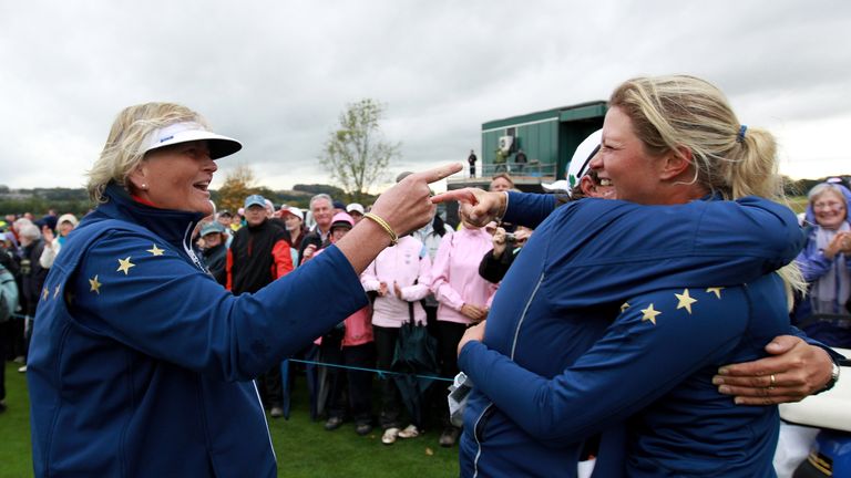 Suzann Pettersen and Laura Davies both avoided defeat in the Sunday singles.