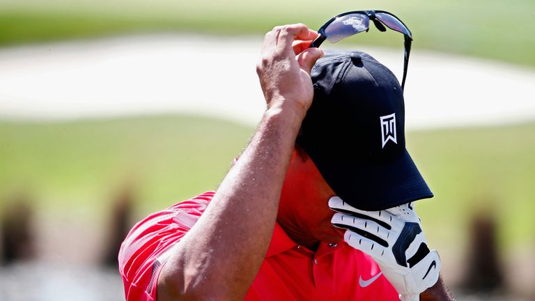 Woods in noticeable pain at the Honda Classic 