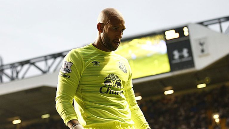 Tim Howard made a number of saves to deny Spurs