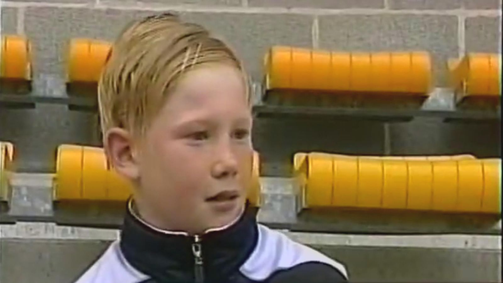 Kevin De Bruyne shows off the skills evident from an early age