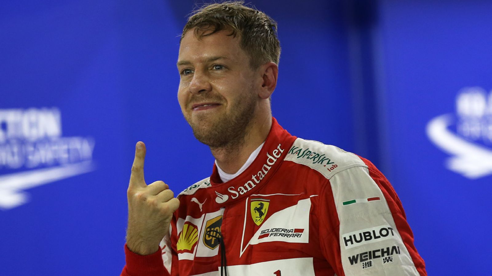 Vettel Golfer