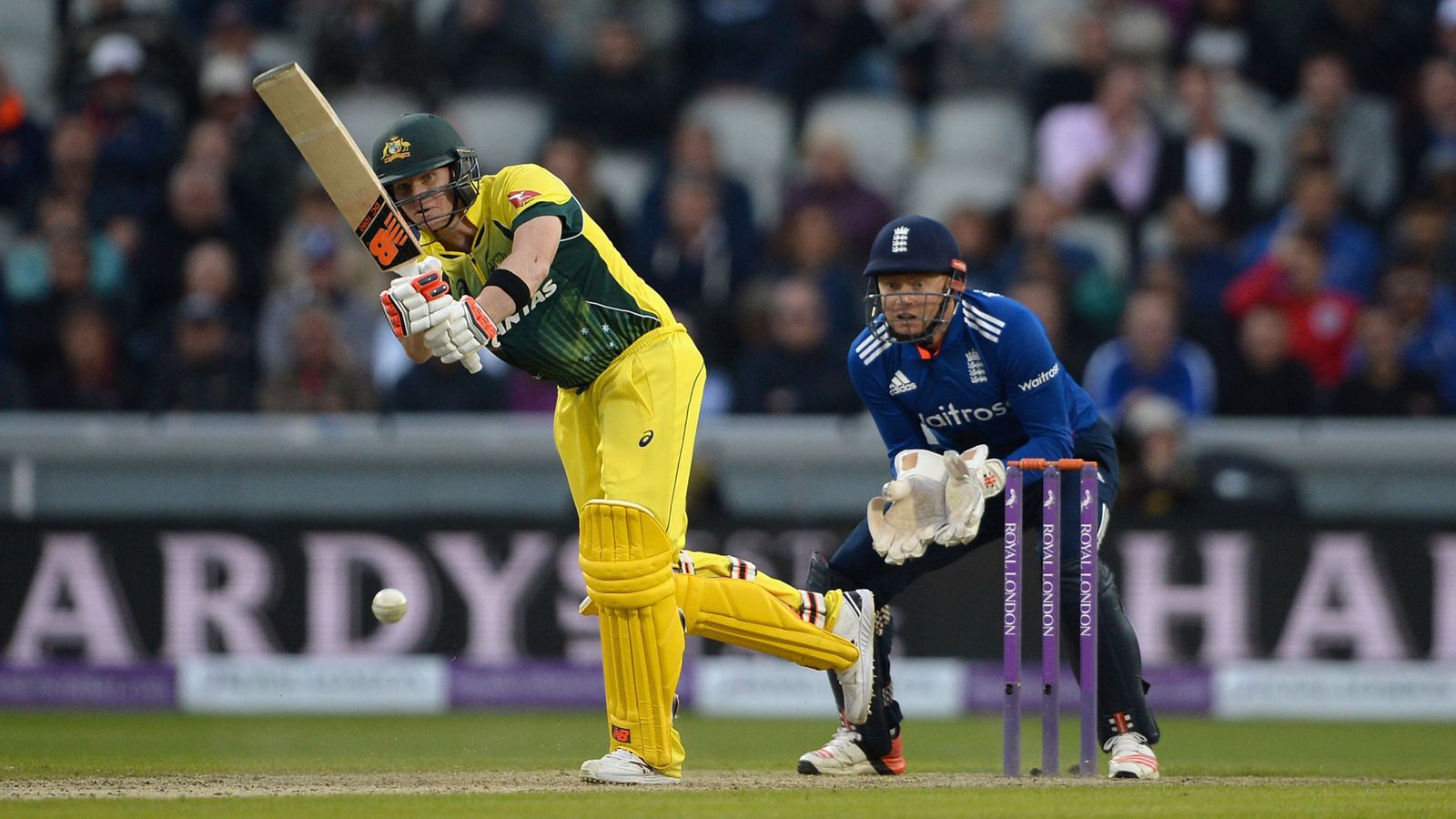 Steve Smith blames batsmen as Australia lose to England at Old Trafford ...