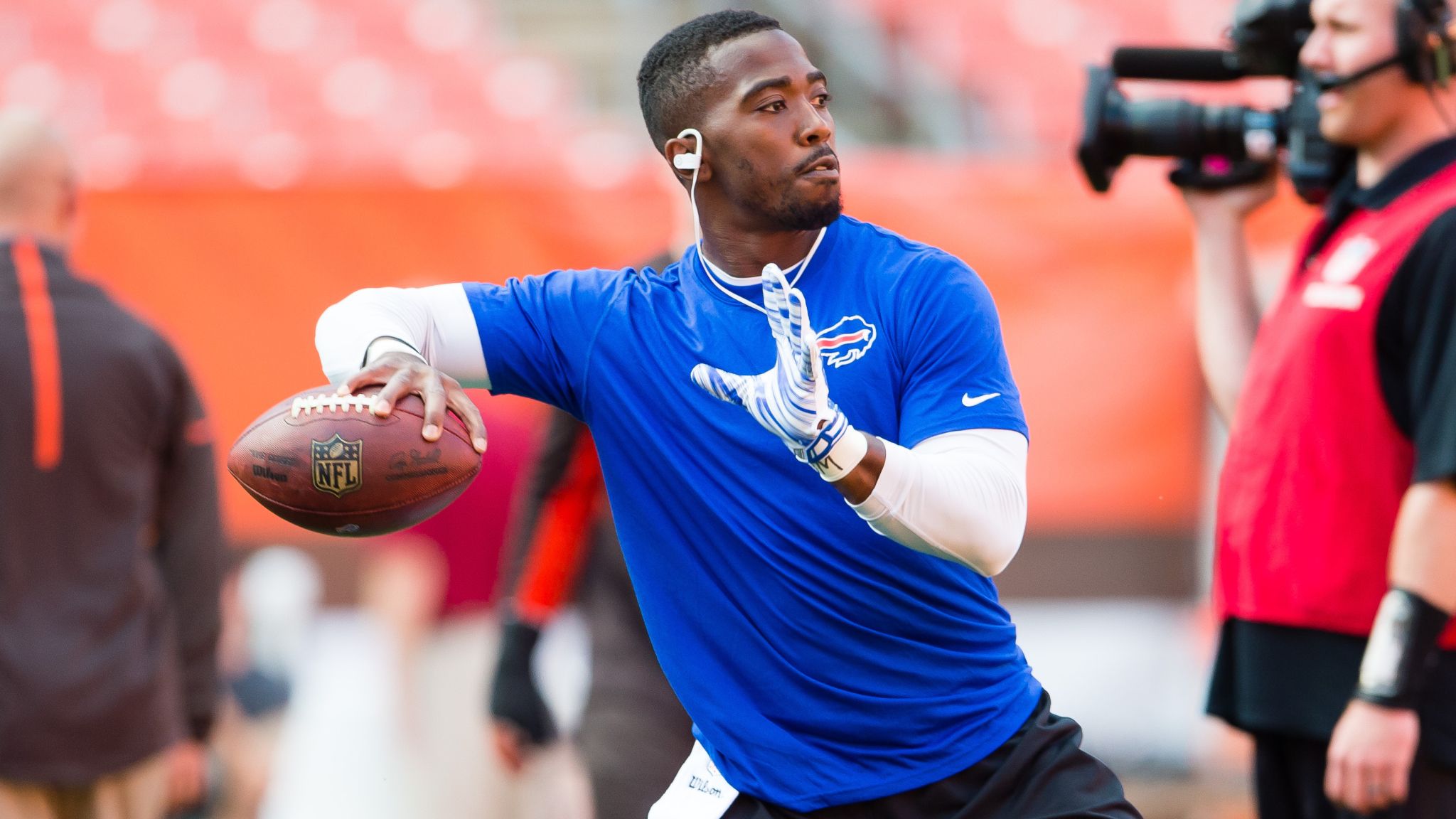 Quick reversal: Tyrod Taylor back at QB for Buffalo Bills 