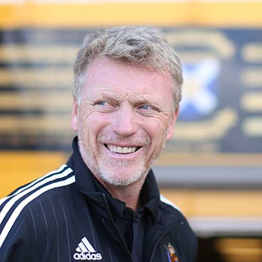 Moyes favourite for Villa