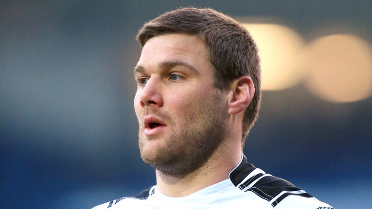Kirk Yeaman drew the two sides level on the hour mark 