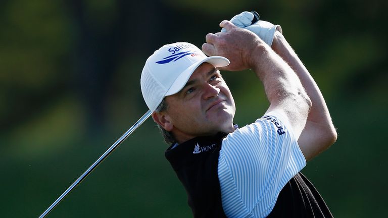 Paul Lawrie needed to birdie the final two holes to break 60