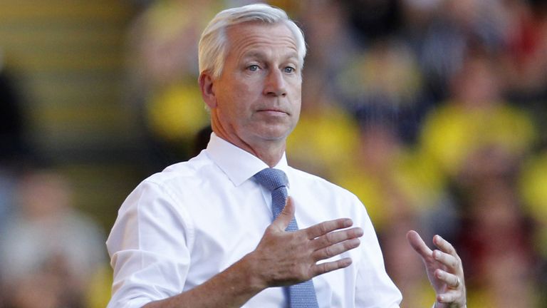 Crystal Palace's English manager Alan Pardew reacts on the touchline during the English Premier League football 