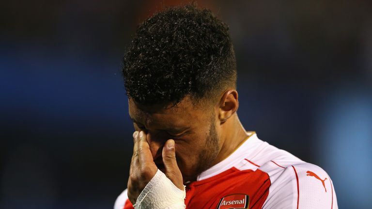Alex Oxlade-Chamberlain of Arsenal looks dejected as he walks off for half time during the Champions League Group F match between Dinamo Zagreb and Arsenal