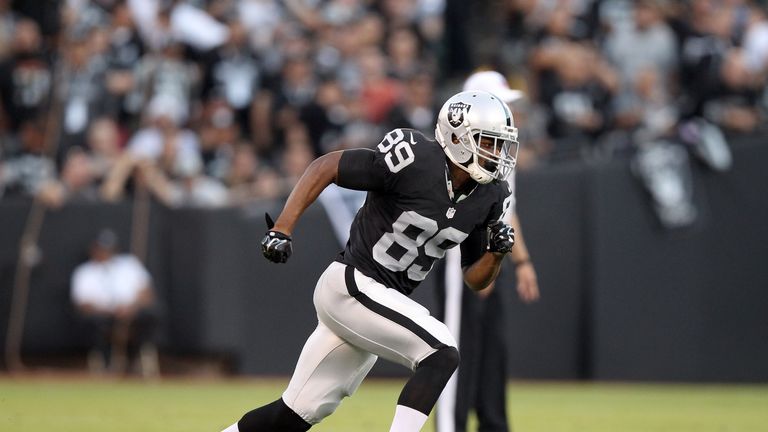 Amari Cooper #89 of the Oakland Raiders in action during their game against the St. Louis Rams at O.co Coliseum on August 14, 201