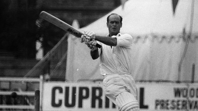 England Test cricketer and Somerset captain Brian Close hits a four duting a match at the Leyton Essex ground, England, Ausgu 1975