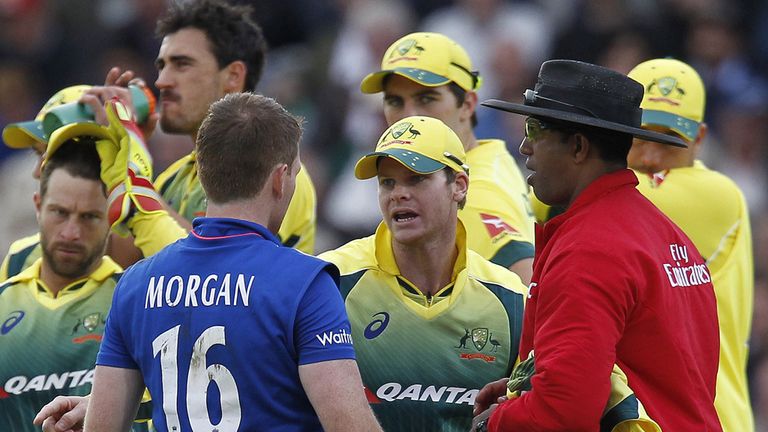 Eoin Morgan and Steve Smith discuss Ben Stokes' dismissal for obstructing the field during the 2nd ODI