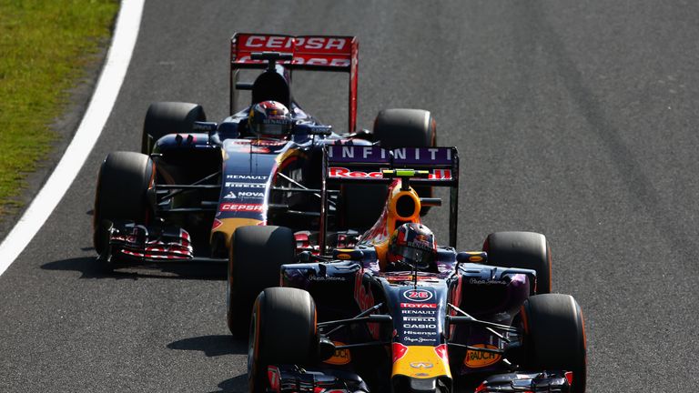 Daniil Kvyat and Max Verstappen battle