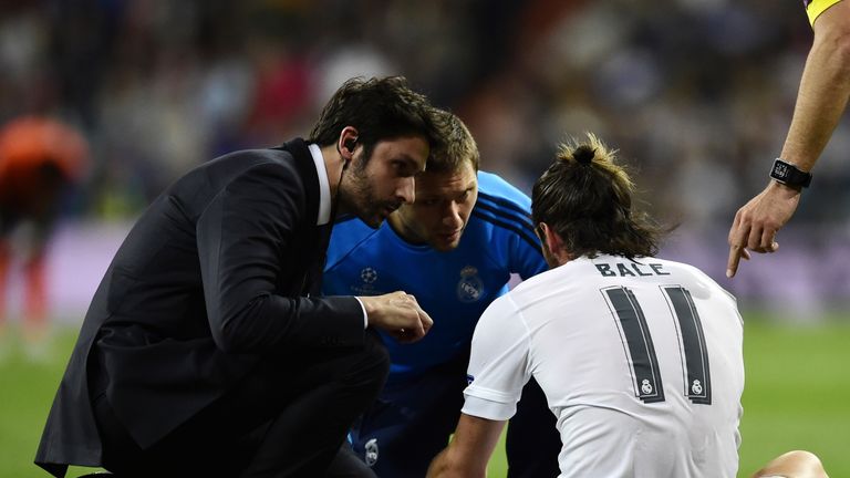 Gareth Bale was forced off with injury as Real Madrid beat Shakhtar. 