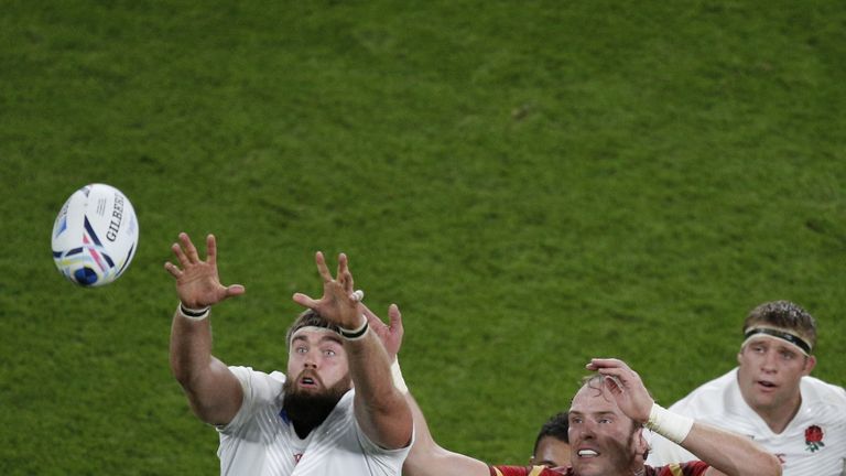 England's Geoff Parling (left) and Wales' Alun Wyn Jones jump for the ball at Twickenham