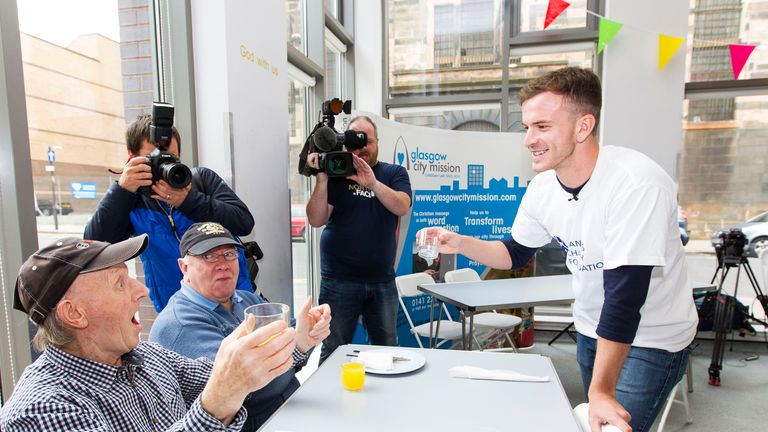 Rangers' Andy Halliday volunteers at the Glasgow City Mission