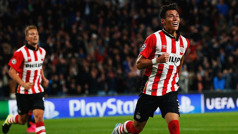 Hector Moreno of PSV Eindhoven celebrates as he scores their equalising goal against Man United