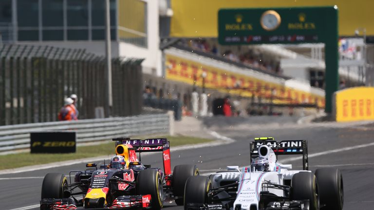 Daniel Ricciardo and Valtteri Bottas