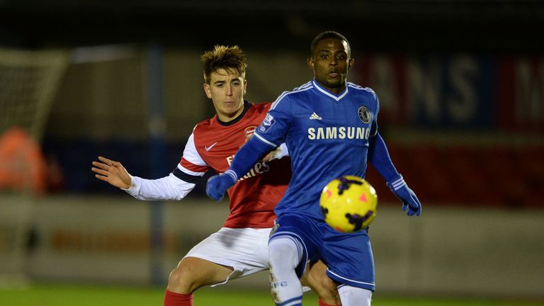 Chelsea youngster Islam Feruz has joined Hibernian on a season-long loan.