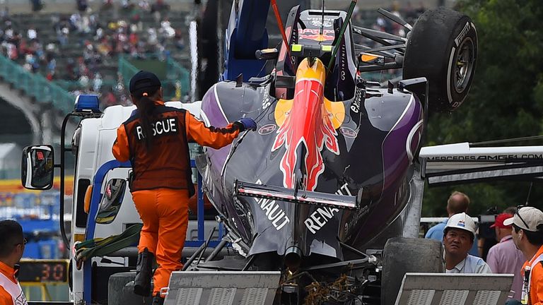  The wrecked car of Kvyat is returned to the Red Bull team