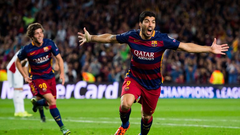 Luis Suarez of FC Barcelona celebrates after scoring his team's second goal during the UEFA Champions League Group E match between FC Barcelona and Bayern 