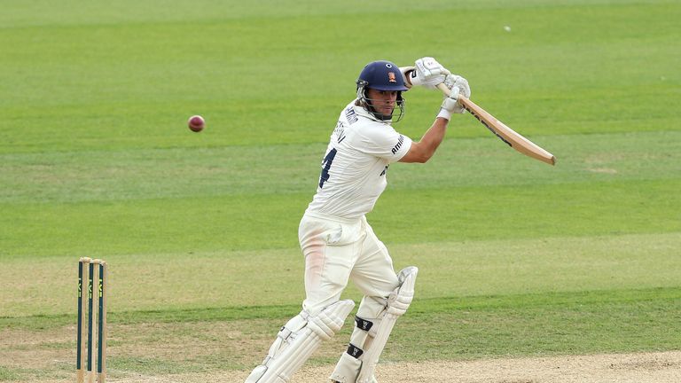 Mark Pettini completed a century before Essex declared on day two against Derbyshire