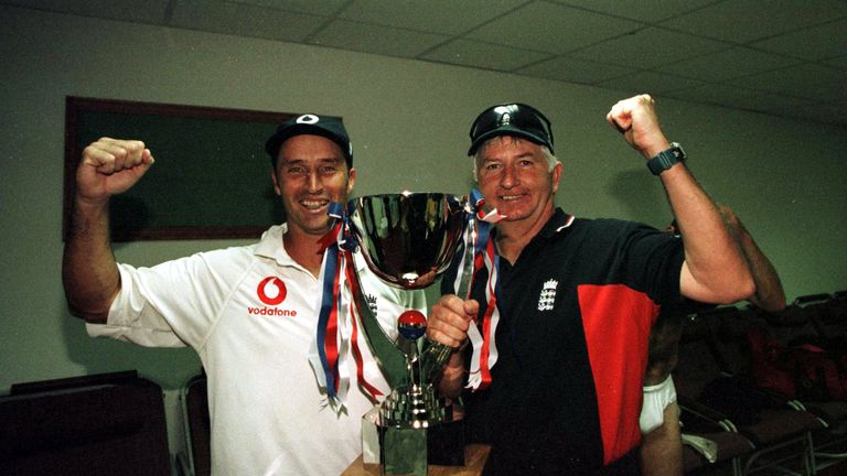 11 Dec 2000:  Nasser Hussain and Duncan Fletcher of England celebrate a series win in the dressing room during the 3rd Pakistan v England Test match at the