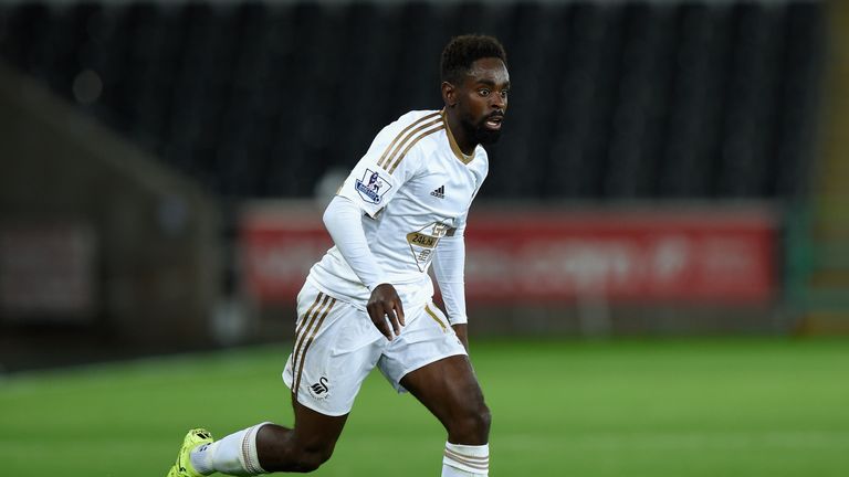 Swansea winger Nathan Dyer will spend the rest of the season on loan at Leicester