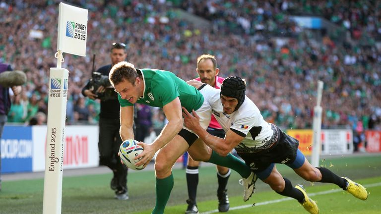 Tommy Bowe of Ireland scores his teams first try during the 2015 Rugby World Cup Pool D match between Ireland and Romania 