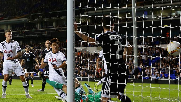 Son Heung-Min of Tottenham Hotspur scores their first goal 