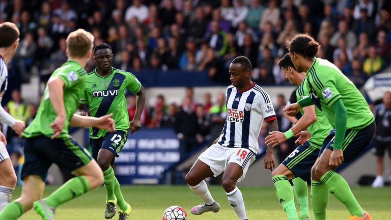 Saido Berahino is crowded out by four Southampton players, including debutant Virgil van Dijk