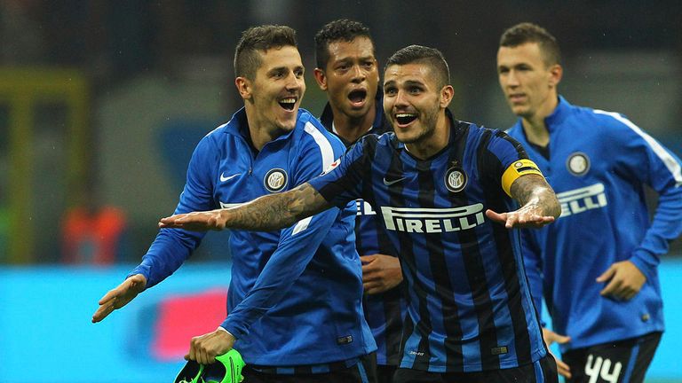 Stevan Jovetic, Fredy Guarin and Mauro Emanuel Icardi celebrate a victory