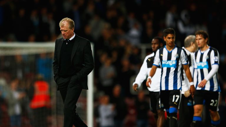 Steve McClaren, manager of Newcastle United walks