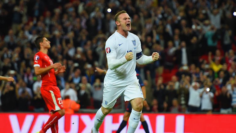 LONDON, ENGLAND - SEPTEMBER 08:  Wayne Rooney of England celebrates scoring their second goal from the penalty spot during the UEFA EURO 2016 Group E quali
