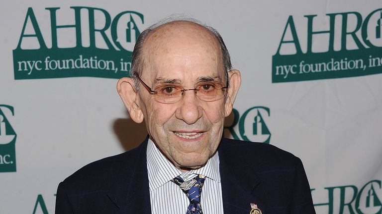 New York Yankees legend Yogi Berra has died at age of 90