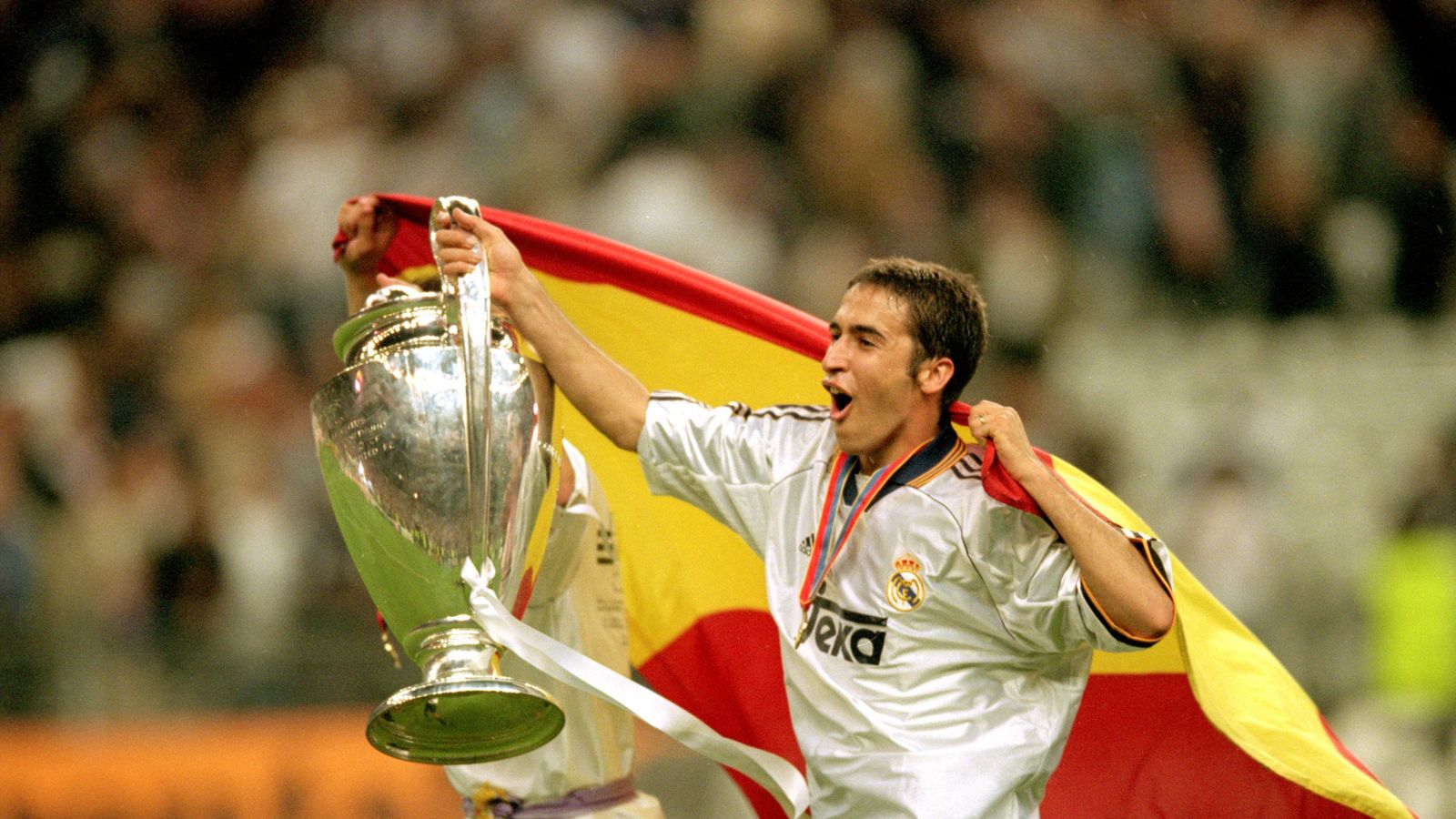 Raul announces retirement from football at end of NASL season ...