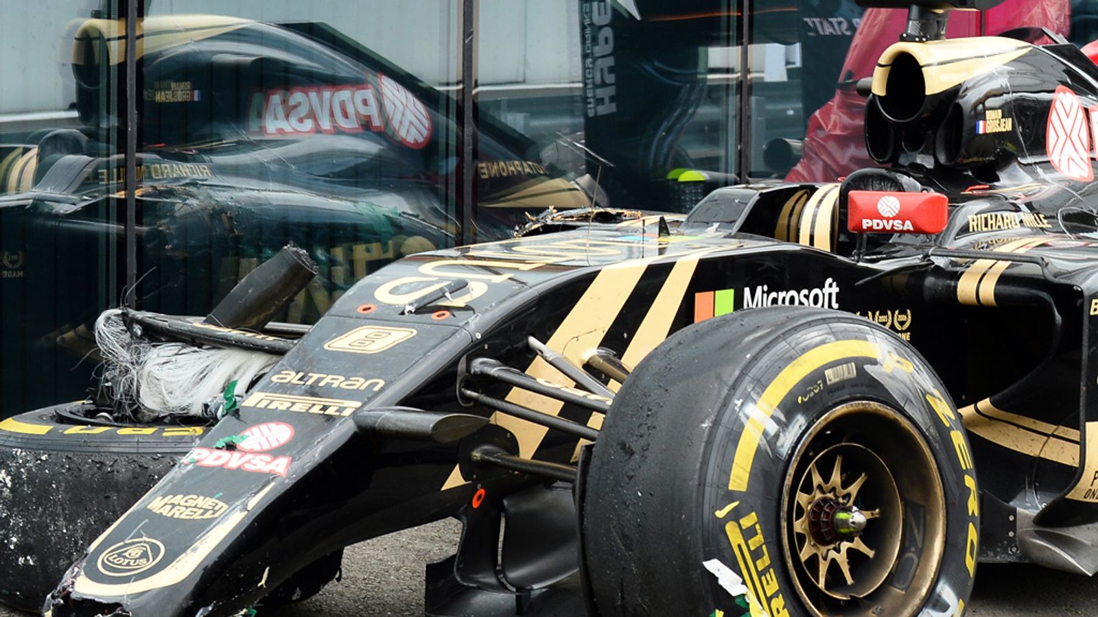 Watch as Romain Grosjean crashes out in the Russian Grand Prix F1 News