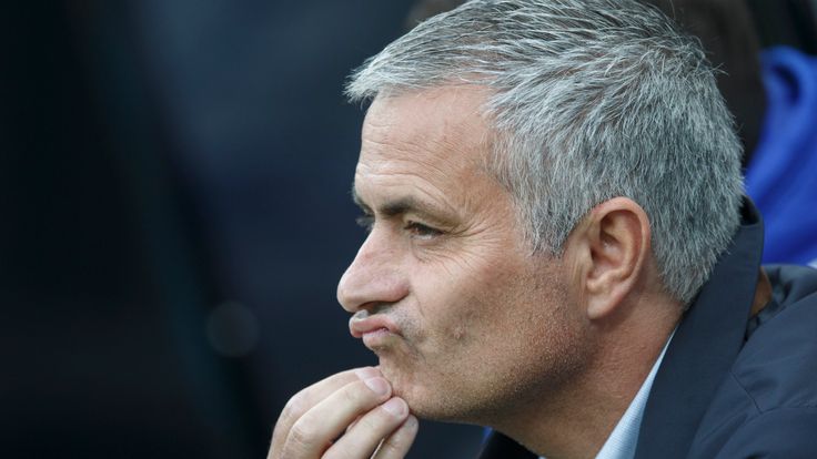 Jose Mourinho seems to be sticking around at Stamford Bridge