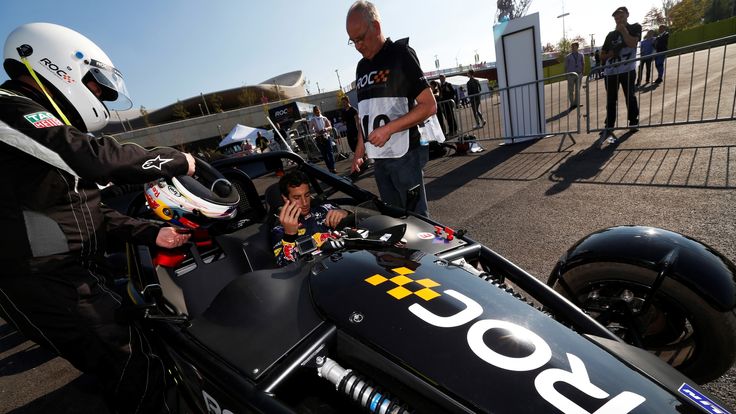 Daniel Ricciardo will compete for Australia in the Nations Cup