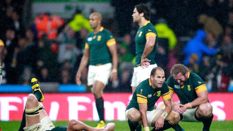 LONDON, ENGLAND - OCTOBER 24:  Fourie Du Preez of South Africa looks dejected at the end of the match during the 2015 Rugby World Cup Semi Final match betw