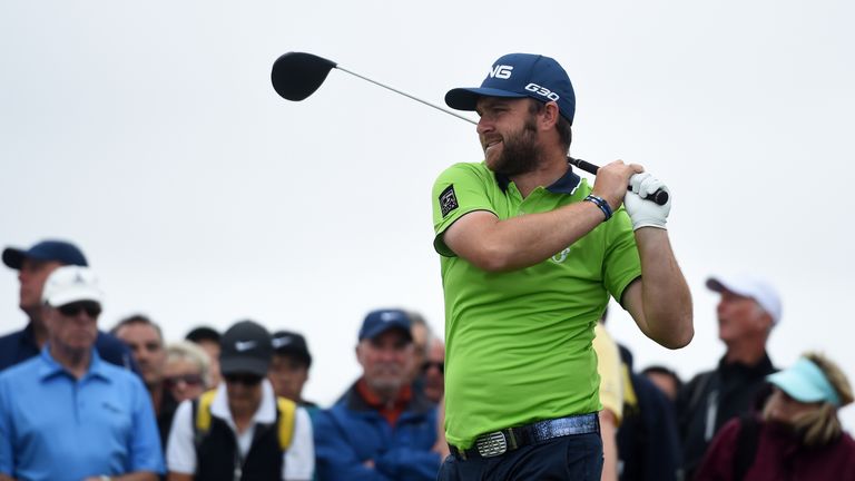 Sullivan defied poor conditions to make six birdies on day three