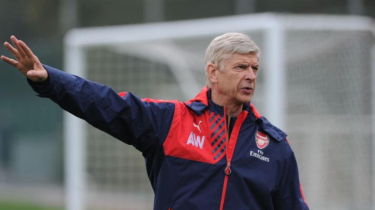 Arsenal manager Arsene Wenger gestures