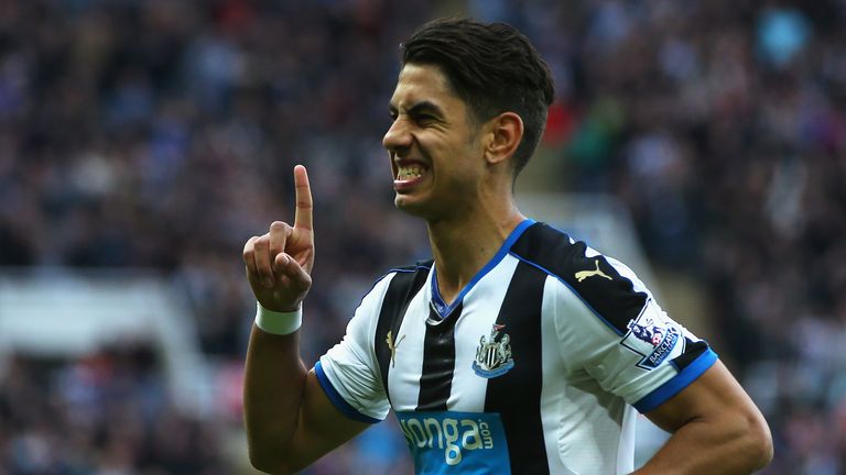 Ayoze Perez celebrates 