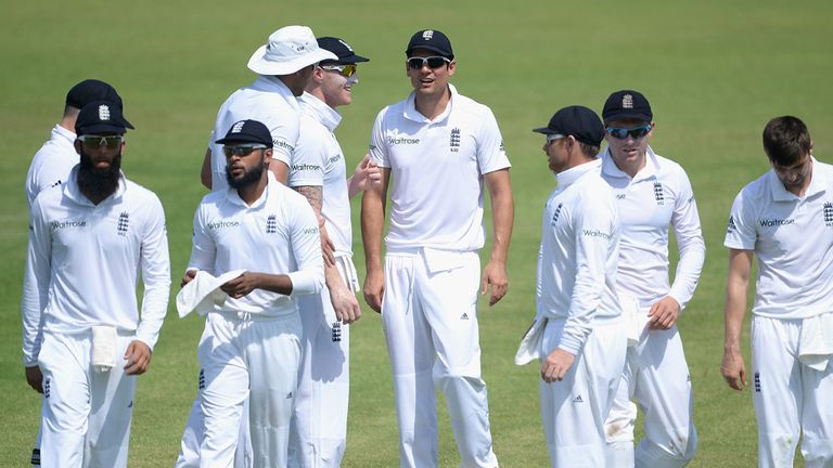 SHARJAH, UNITED ARAB EMIRATES - OCTOBER 06:  England stop for a drinks break during day two of the tour match between Pakistan A and England at Sharjah Cri