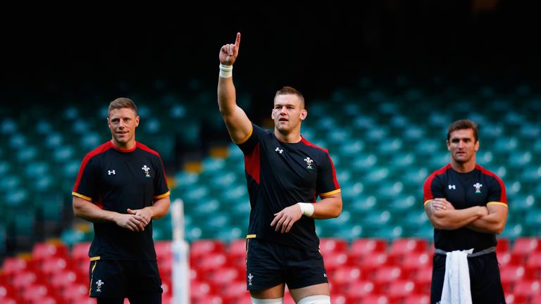 Dan Lydiate has put his hand up to face the Springboks this weekend