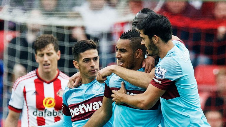West Ham's Dimitri Payet (Second right) levels the scores in the 60th minute to secure the draw against Sunderland