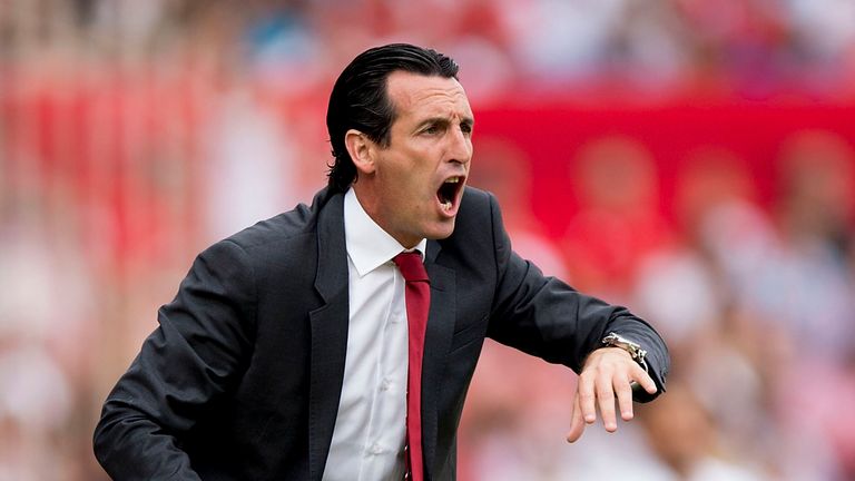 Unai Emery of Sevilla FC gives instructions during the La Liga match between Sevilla FC and FC Barcelona at Estadio Ramon Sanchez Pizjuan